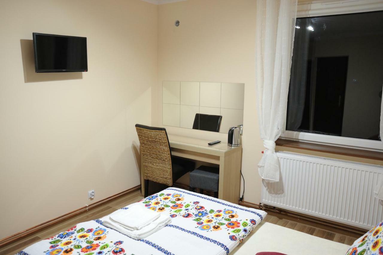 Pokoje Goscinne City Oswiecim Ngoại thất bức ảnh